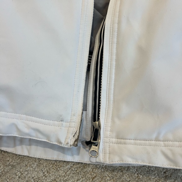 Obermeyer Snow Jacket with Fur Trim - Picture 4 of 4